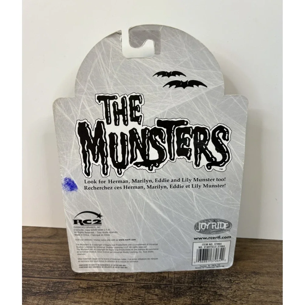 The Munsters Dragula Grandpa Coffin 1/64 Die Cast Car Joy Ride 2004